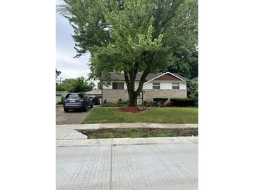 Photo one of 2831 Colerain Dr Indianapolis IN 46222 | MLS 21927376