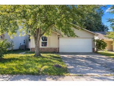 Photo one of 7011 Moon Ct Indianapolis IN 46241 | MLS 21941506