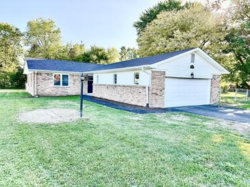 Photo one of 6999 E County Road 100 S Avon IN 46123 | MLS 21947974