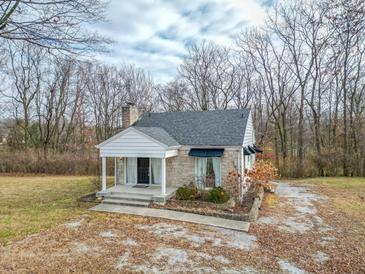 Photo one of 2163 S State Road 135 Greenwood IN 46143 | MLS 21949574