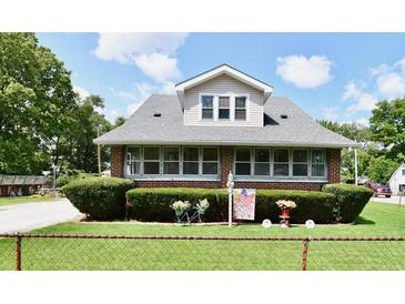 Photo one of 3302 S Mooresville Rd Indianapolis IN 46221 | MLS 21950346