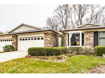 Photo one of 8461 Quail Hollow Rd Indianapolis IN 46260 | MLS 21950710