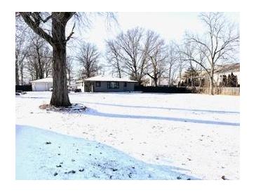 Photo one of 5206 Five Points Rd Indianapolis IN 46239 | MLS 21957323