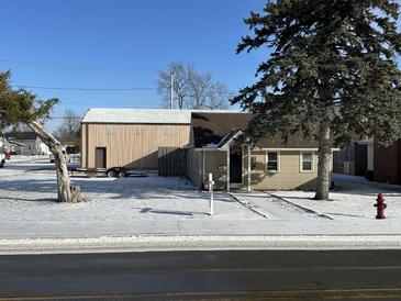 Photo one of 705 S 22Nd St Elwood IN 46036 | MLS 21958748
