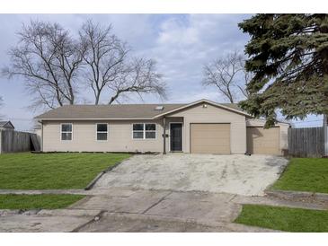 Photo one of 8840 Boehning Ct Indianapolis IN 46219 | MLS 21963075