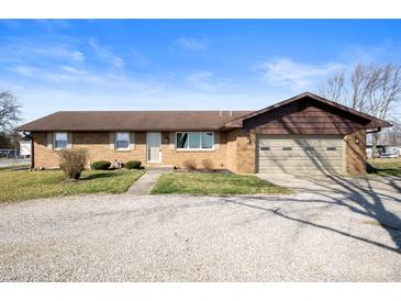 Photo one of 7946 N County Road 1200 East Shirley IN 47384 | MLS 21965626