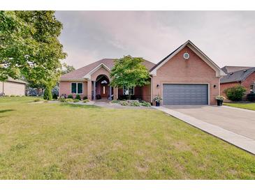 Photo one of 3937 Highland Park Dr Greenwood IN 46143 | MLS 21965909