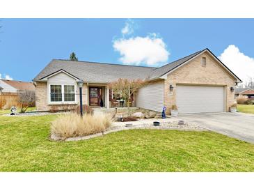 Photo one of 8241 Crosser Cir Indianapolis IN 46237 | MLS 21966508