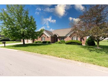 Photo one of 1060 Foxford Dr Avon IN 46123 | MLS 21967306