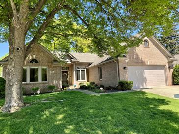 Photo one of 7330 Pymbroke Dr Fishers IN 46038 | MLS 21967838