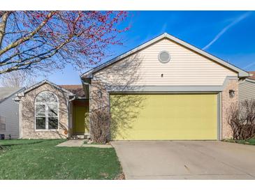 Photo one of 1650 Park Castle Way Indianapolis IN 46229 | MLS 21968670