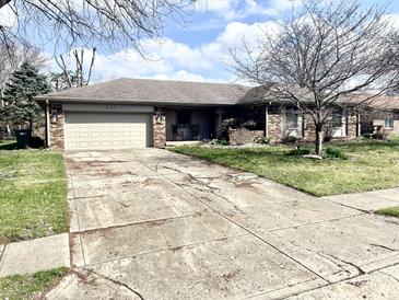 Photo one of 637 Beech W Dr Plainfield IN 46168 | MLS 21968809