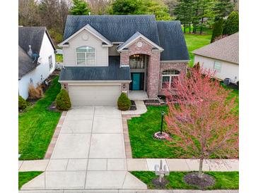 Photo one of 10310 Lakeland Dr Fishers IN 46037 | MLS 21969095