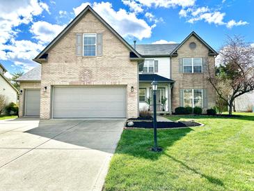 Photo one of 10589 Greenway Dr Fishers IN 46037 | MLS 21969167