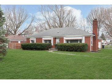Photo one of 920 N Franklin Rd Indianapolis IN 46219 | MLS 21970667