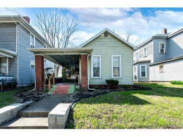 Photo one of 1308 Lafayette Ave Columbus IN 47201 | MLS 21970730