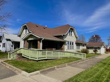 Photo one of 1103 Union St Columbus IN 47201 | MLS 21971138