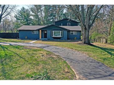 Photo one of 8385 Hilltop Ln Martinsville IN 46151 | MLS 21972014