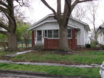 Photo one of 621 N Denny St Indianapolis IN 46201 | MLS 21972403