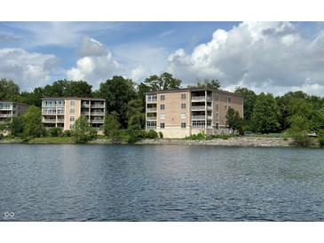 Photo one of 6730 Spirit Lake Dr # 38 Indianapolis IN 46220 | MLS 21972593