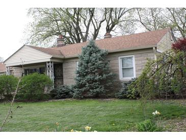 Photo one of Indianapolis IN 46221 | MLS 21972928