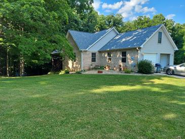 Photo one of 1775 Lincoln Hill Rd Martinsville IN 46151 | MLS 21972989