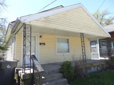Photo one of 1459 E 24Th St Indianapolis IN 46218 | MLS 21973735