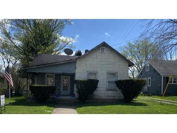 Photo one of 17 W College Ave Brownsburg IN 46112 | MLS 21974200