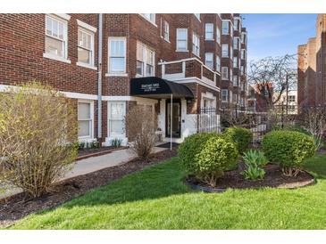 Photo one of 230 E 9Th St # Apt 405 Indianapolis IN 46204 | MLS 21974735