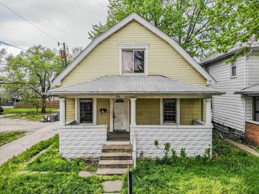 Photo one of 320 Dequincy St Indianapolis IN 46201 | MLS 21975099