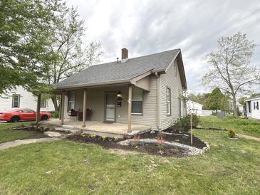 Photo one of 348 W Wiley St Greenwood IN 46142 | MLS 21975440