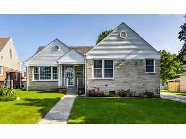 Photo one of 5430 Eastridge Dr Indianapolis IN 46219 | MLS 21975461