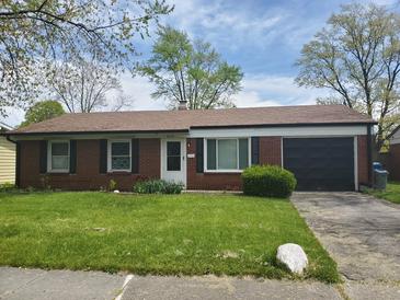 Photo one of 2619 Sickle Rd Indianapolis IN 46219 | MLS 21975527