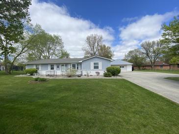 Photo one of 340 E 56Th St Brownsburg IN 46112 | MLS 21975598
