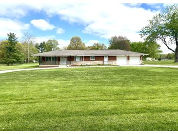 Photo one of 8432 E County Road 801 S Plainfield IN 46168 | MLS 21975915