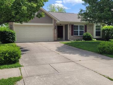 Photo one of 5925 Sugarloaf Dr Plainfield IN 46168 | MLS 21975916