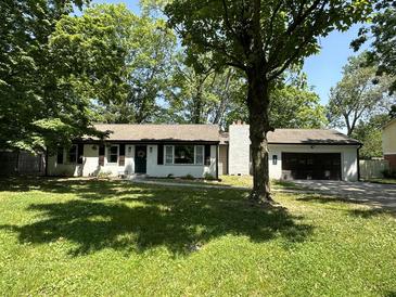 Photo one of 10185 N College Ave Carmel IN 46280 | MLS 21976568