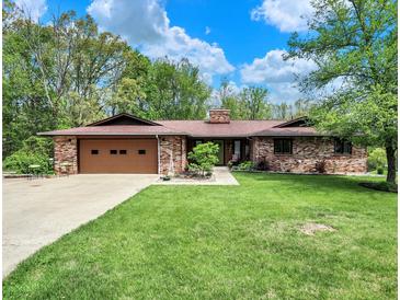 Photo one of 303 N Hickory Hills Dr Columbus IN 47201 | MLS 21976825