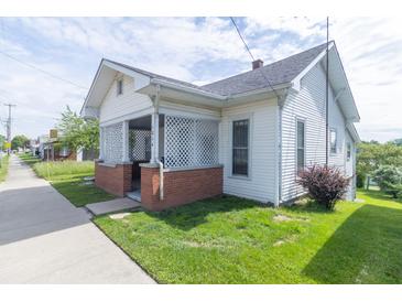 Photo one of 1014 S Miller St Shelbyville IN 46176 | MLS 21977663