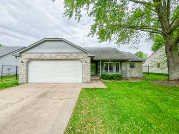 Photo one of 7463 Pebblebrook E Dr Indianapolis IN 46236 | MLS 21977844
