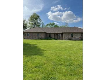 Photo one of 5730 Homestead Dr New Palestine IN 46163 | MLS 21977905