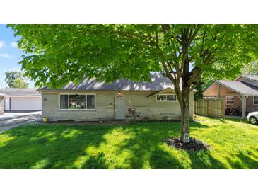 Photo one of 609 Gooseberry Ln Greenwood IN 46143 | MLS 21977924