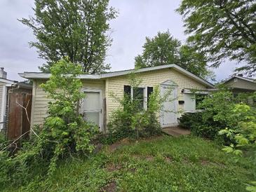 Photo one of 2306 Finley Ave Indianapolis IN 46203 | MLS 21978793