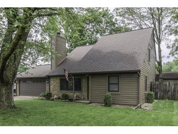 Photo one of 708 Watersonway Cir Indianapolis IN 46217 | MLS 21979751