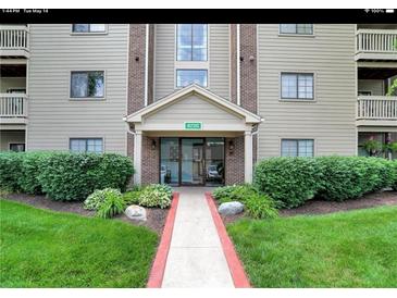 Photo one of 8720 Yardley Ct # Apt 302 Indianapolis IN 46268 | MLS 21979858