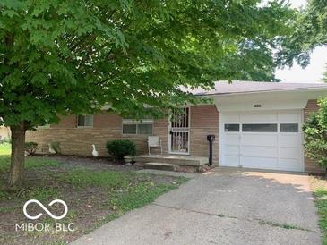 Photo one of 3260 Falcon Dr Indianapolis IN 46222 | MLS 21985451