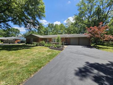 Photo one of 7915 Allisonville Rd Indianapolis IN 46250 | MLS 21987691