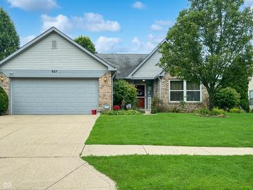 Photo one of 627 Hunting Creek Dr Greenwood IN 46142 | MLS 21993076