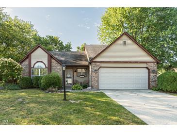 Photo one of 7401 Northfield Blvd Fishers IN 46038 | MLS 21995625