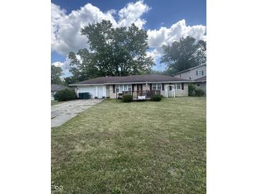 Photo one of 4204 N Rosewood Ave Muncie IN 47304 | MLS 21996071